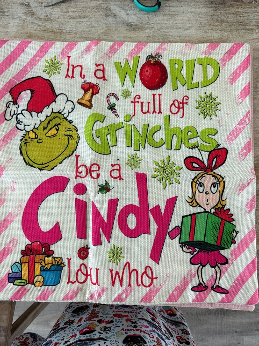 Holiday Grinch and Cindy Lou Who  18x18 Pillow Civers – Pink & Green